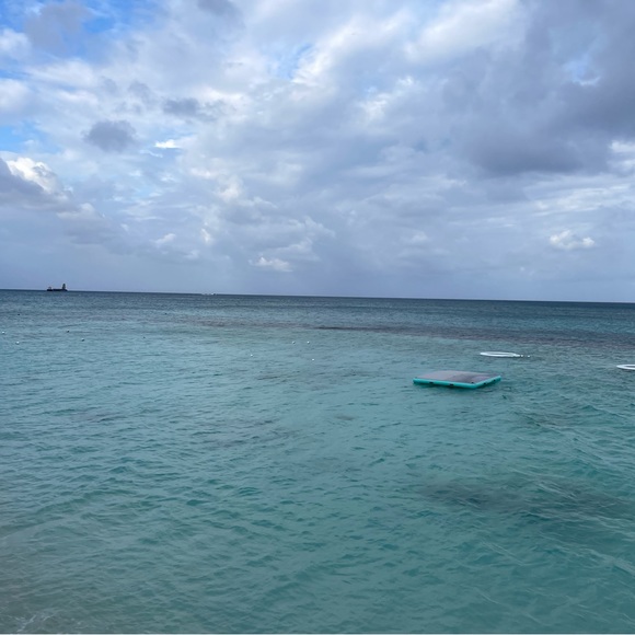 Meet your Posher, Angie - Picture 1 of 1